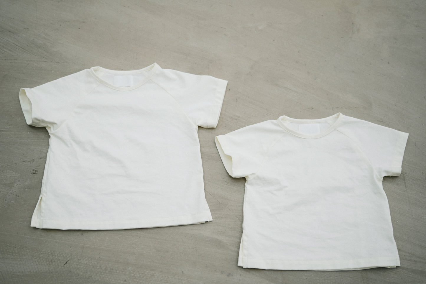Kids 插肩短袖top