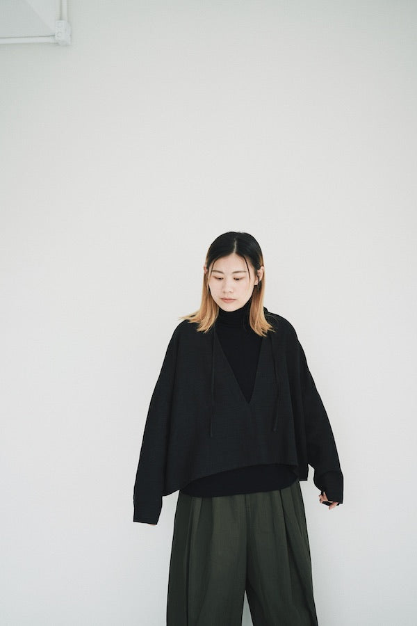 LINEN V TOP
