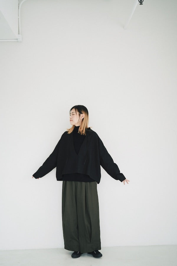 LINEN V TOP