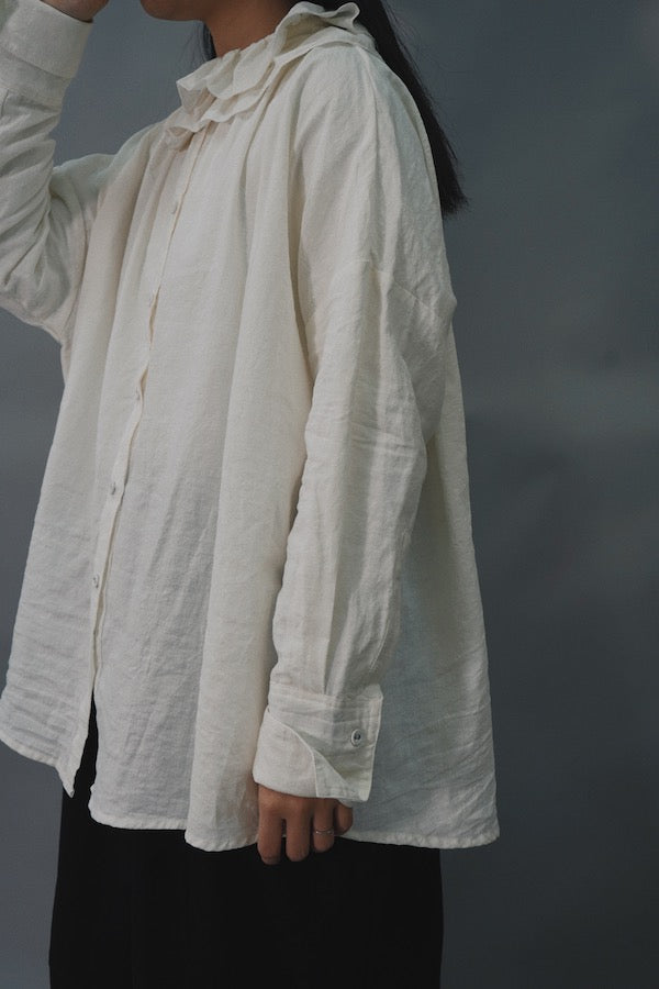 RUFFLE COLLAR TOP