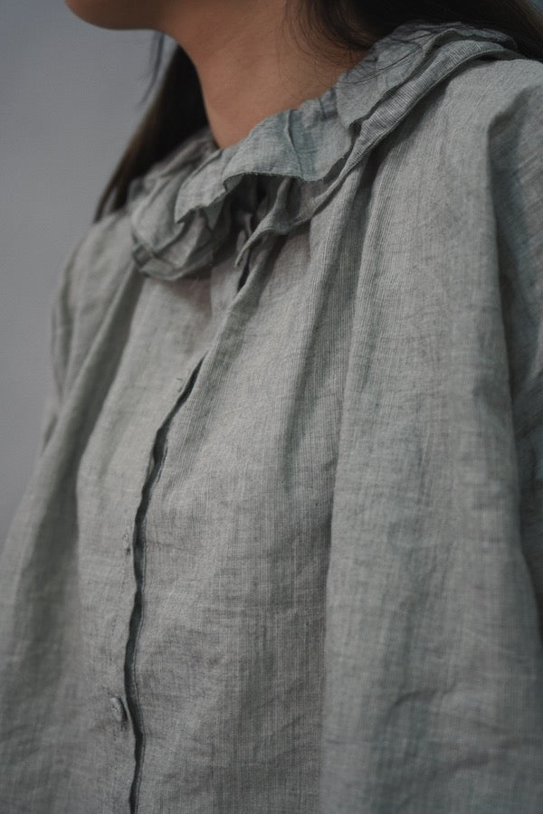 RUFFLE COLLAR TOP