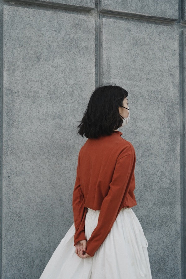 RUFFLE TEE