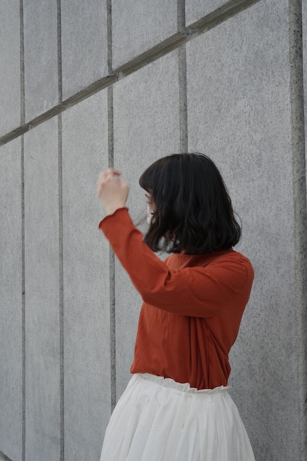 RUFFLE TEE