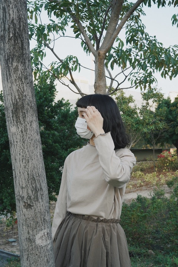 RUFFLE TEE