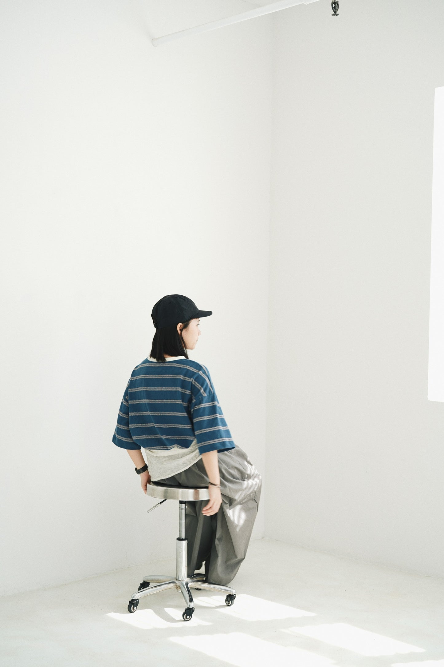 寬鬆間條tee