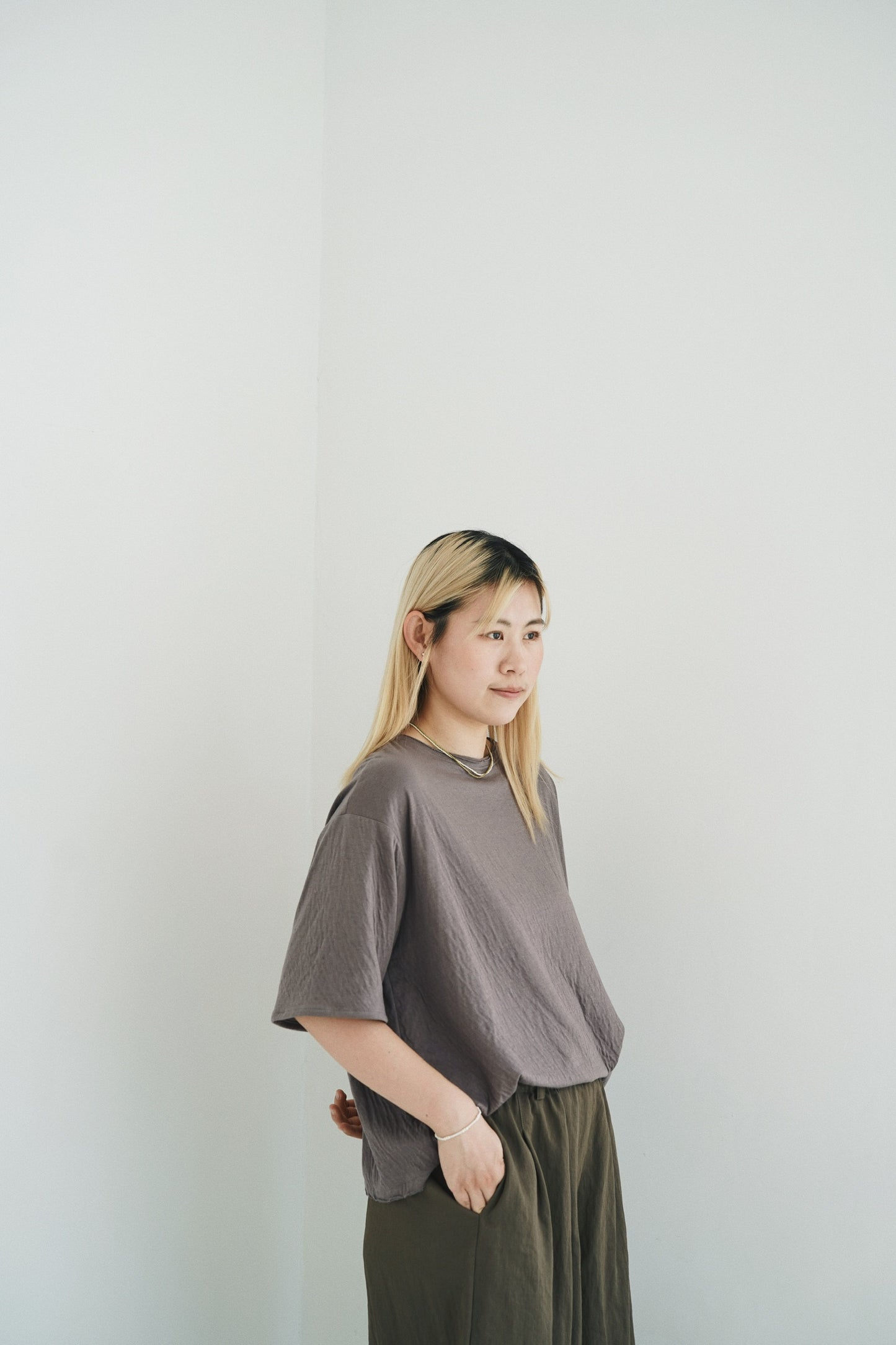 披邊tee