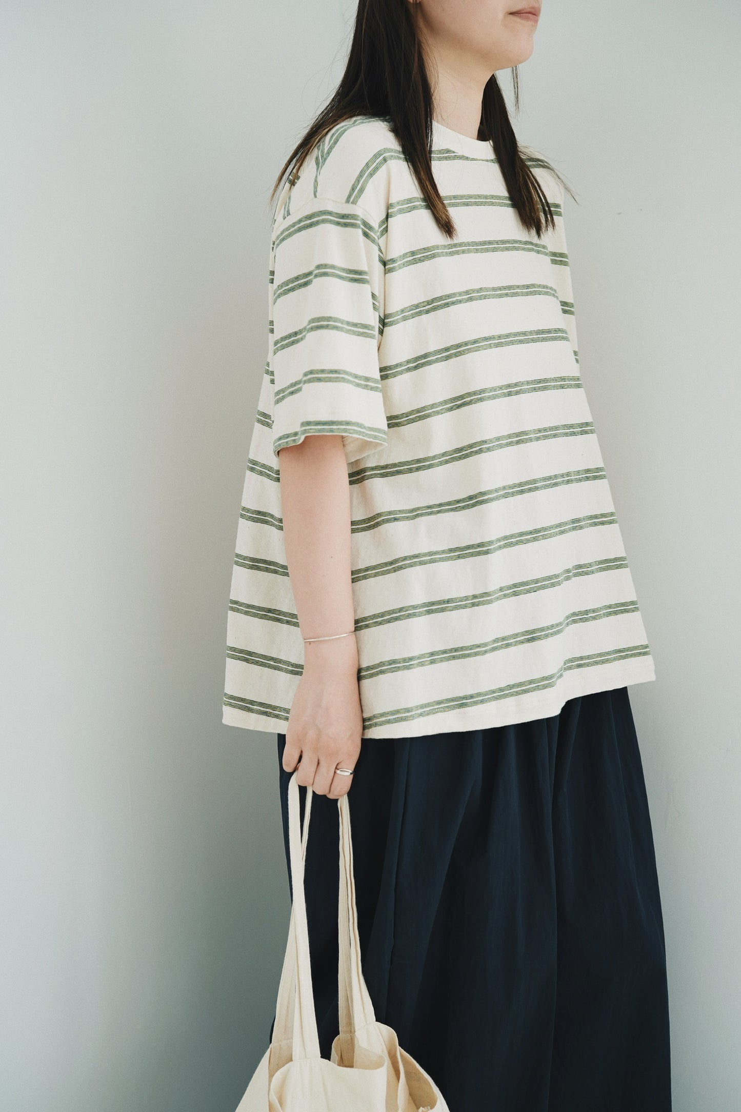 寬鬆間條tee