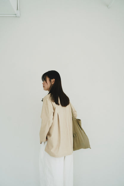 幼間闊身tee