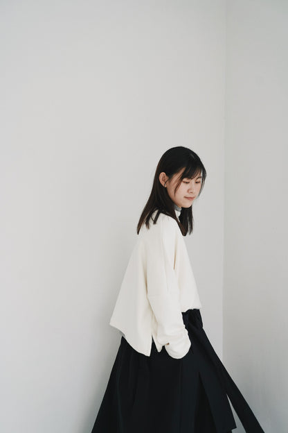 闊領泡泡紋top