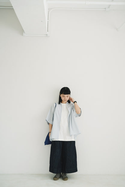 闊身恤衫