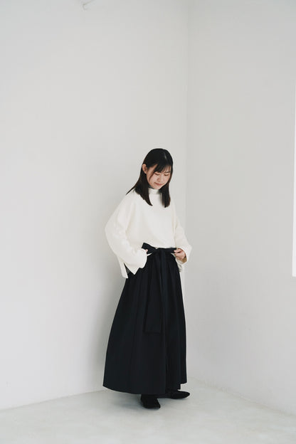 闊領泡泡紋top