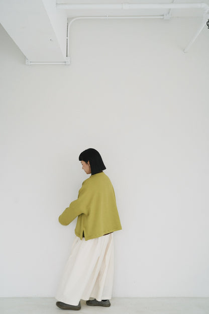 闊領泡泡紋top