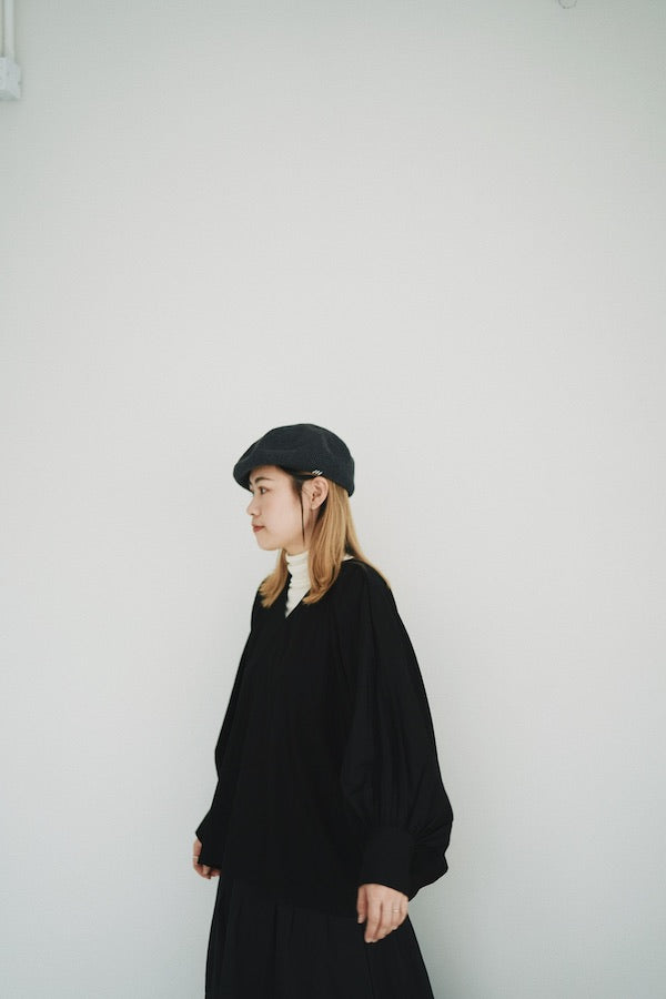 小V領闊袖TOP