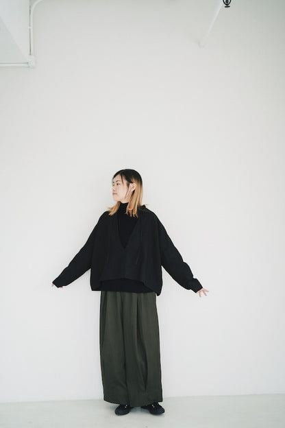 LINEN V TOP